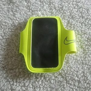 Nike phone fitness band !!!!final price!!!!!